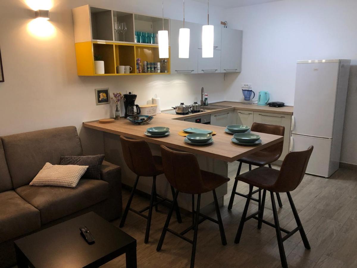 Pula Center Seaview Apartment エクステリア 写真